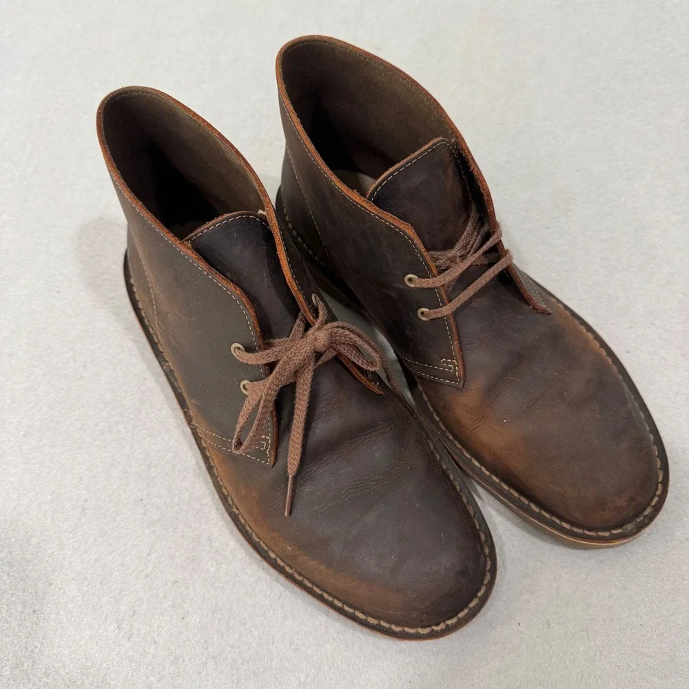 Clarks Desert Boots Mens Size 9 Dark Brown Beeswax Leather Chukka Lace Up Casual